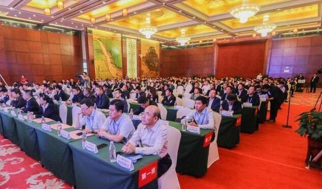榆陽區(qū)煤炭公司應邀參加2018中國榆林煤炭、蘭炭暨能化裝備簽約訂貨會